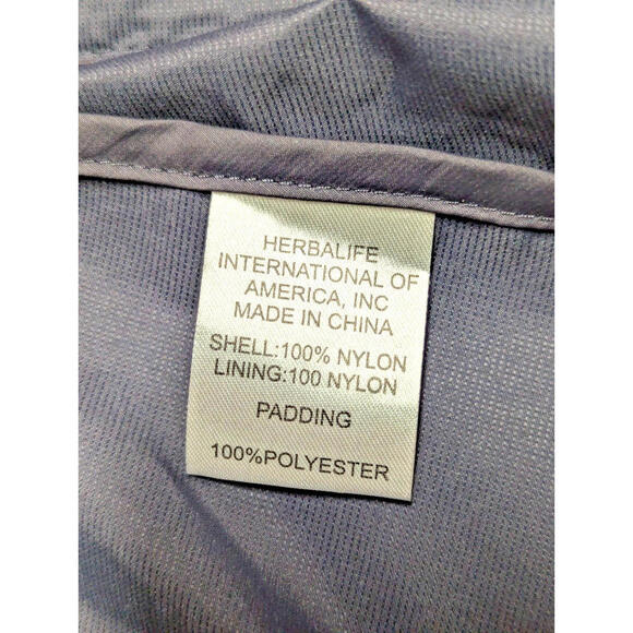 Puffer Vest ~ Women Size M Black Very, Very Lightweight NEW WITH TAGS Vented - Picture 12 of 13